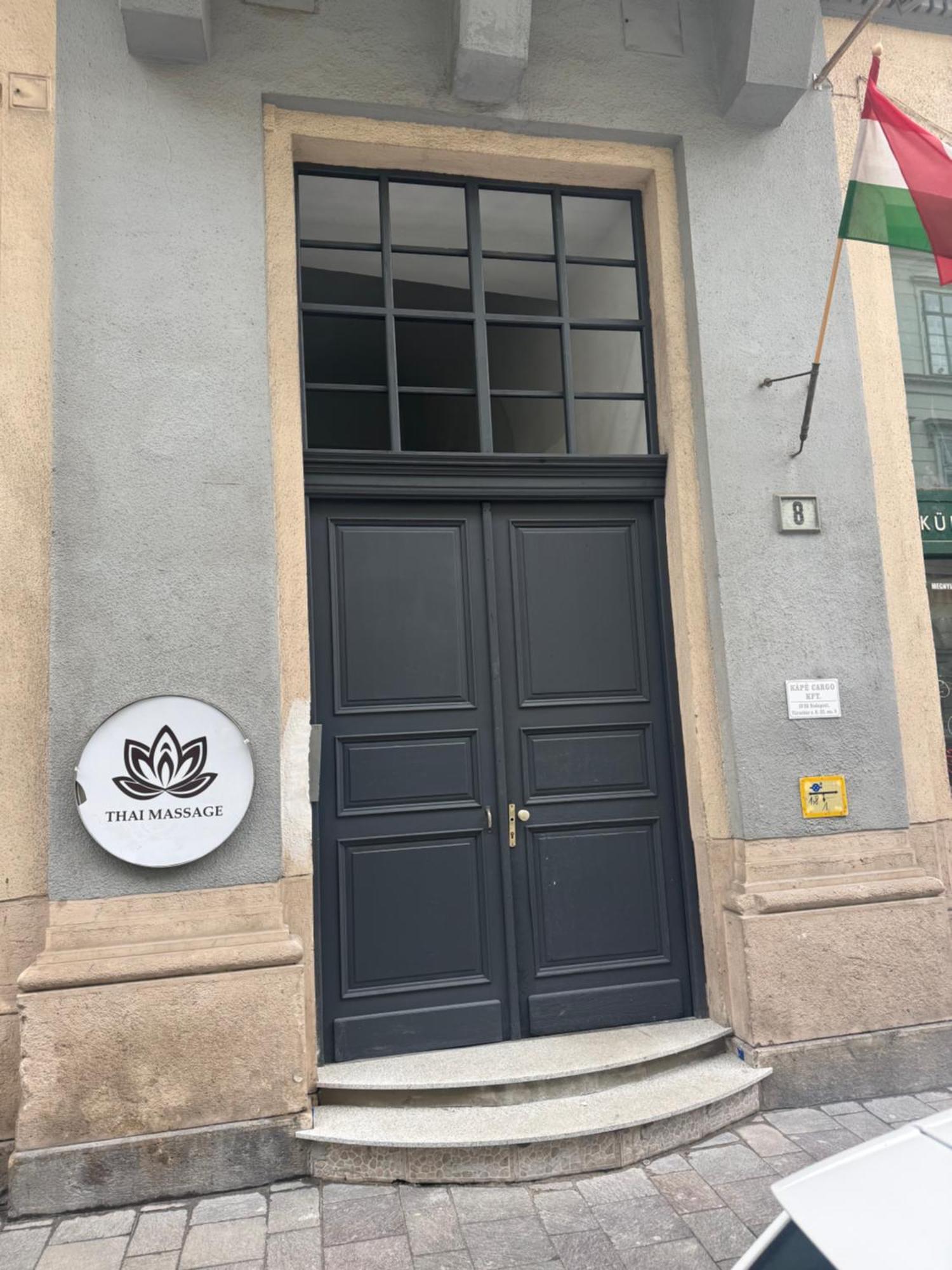 Bp-est Varos Apartman
